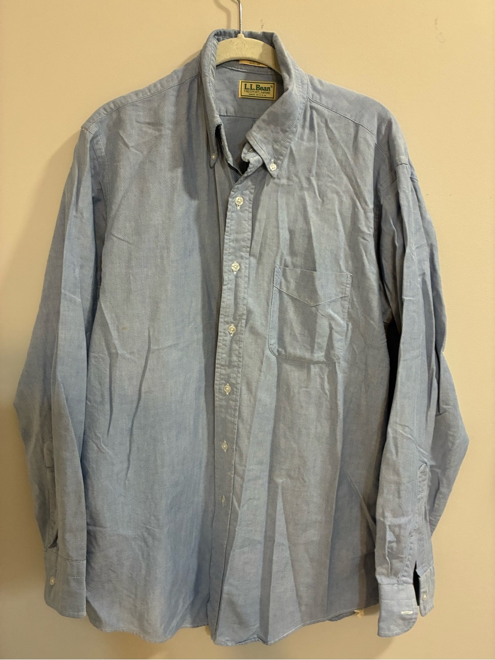 L.L. Bean Men's Pale Blue Button Down Oxford Shirt